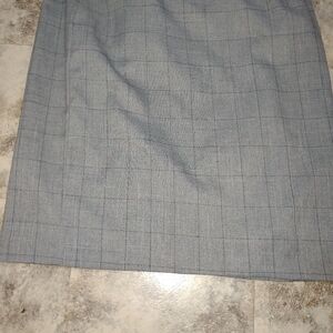 Classic Gray Women's Skirt Size 16 Shell 100 Polyester Lining